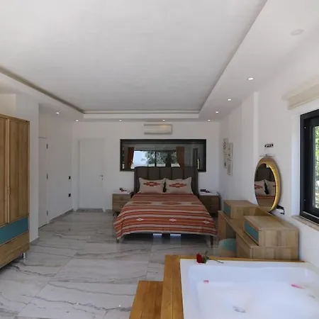 Odesa.baglar Icinde Sicacik Tatil Evi *