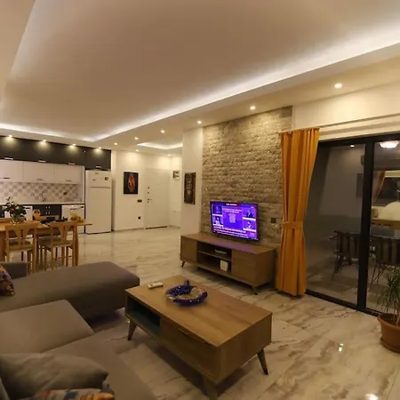 Villa Odesa.baglar Icinde Sicacik Tatil Evi *