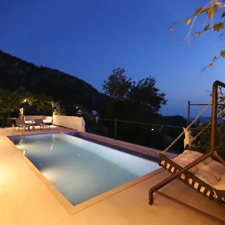 Villa Odesa.baglar Icinde Sicacik Tatil Evi
