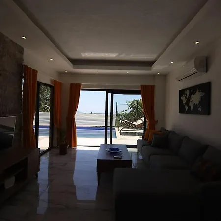 Odesa.baglar Icinde Sicacik Tatil Evi