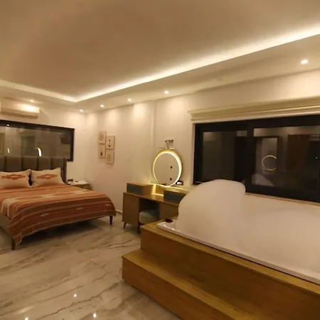 Odesa.baglar Icinde Sicacik Tatil Evi Каш